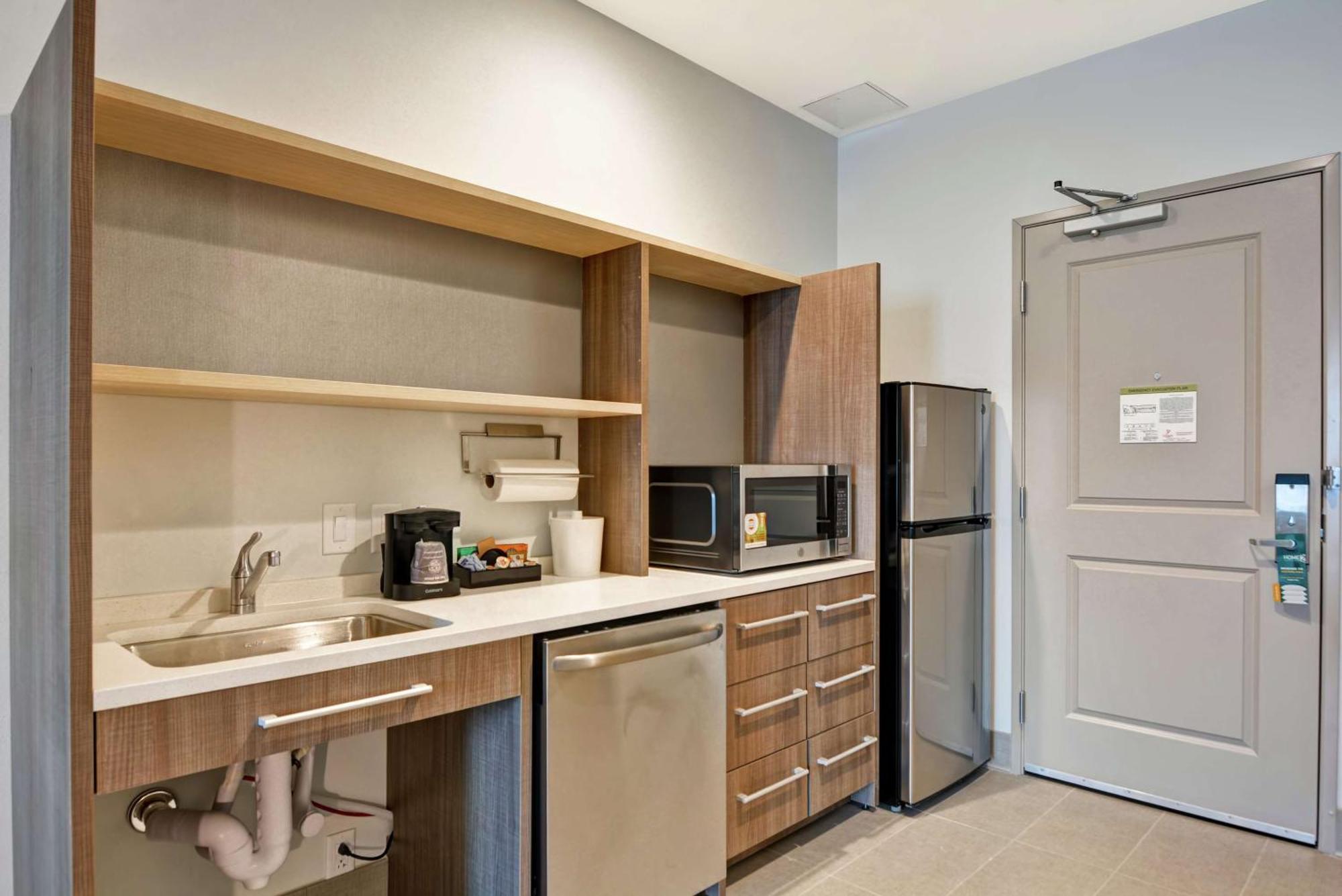 Home2 Suites Charleston West Ashley Extérieur photo